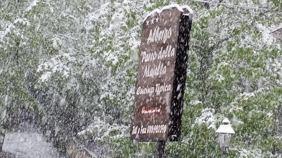 Albergo Parco Della Maiella Sant'Eufemia a Maiella Eksteriør bilde